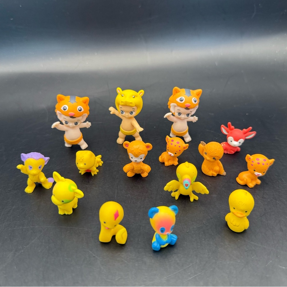 TWOZIES Baby & Animals Lot of 15 Figures Twosies Hippo Snake Sloth Panda Lemur